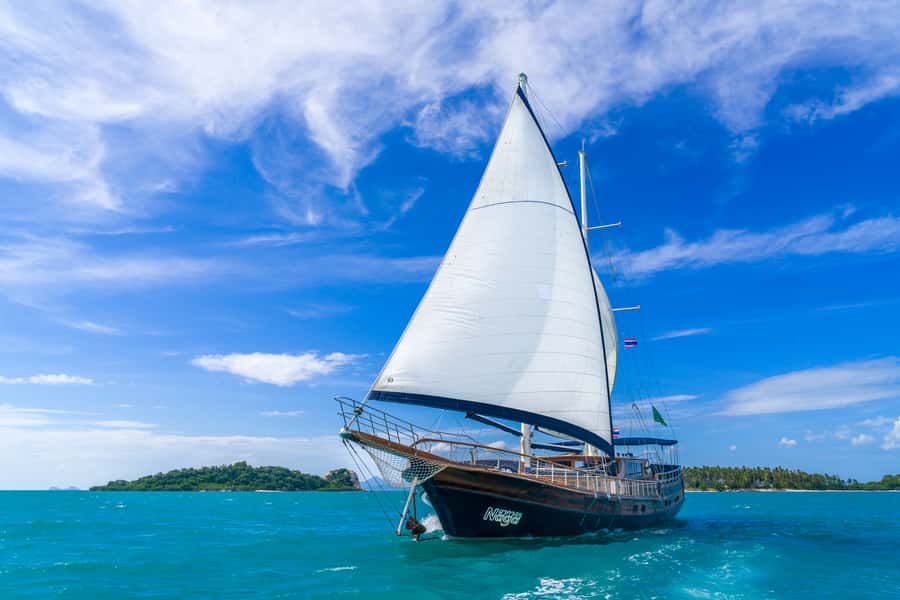Ang Thong Full-Day Discovery Cruise from Koh Samui - Ang Thong Marine Park stops: viewpoint, Emerald Lake, and swim time