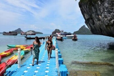 Ang Thong: Marine Park Full-Day Kayaking & Snorkeling Tour - Getting to the Nathon Pier and Settling In on the Boat