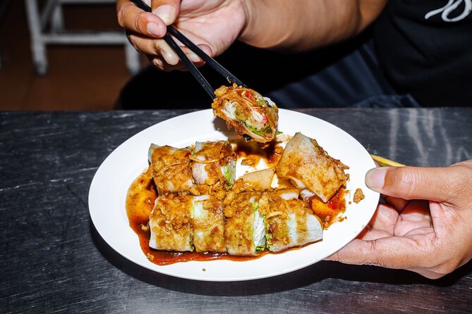 Baba Tastes Phuket Food Tour with 15+ Tastings - Weather and walking reality: dress for Phuket, not for comfort