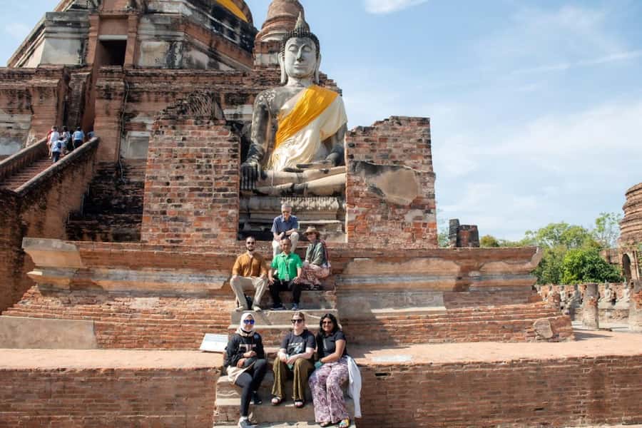 Bangkok: Ayutthaya, Railway & Floating Markets Full-Day Tour - Guides Make a Difference: The Style That Shows Up Across the Small Group