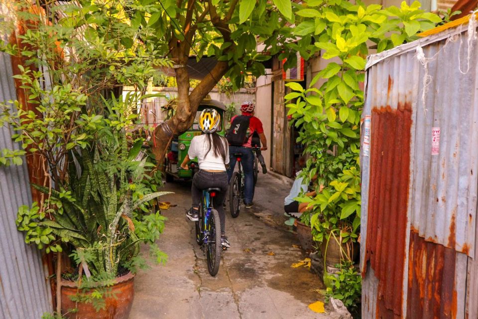 Bangkok: Bike and Canal Boat Tour with Lunch - Getting there and what to bring for a smooth start
