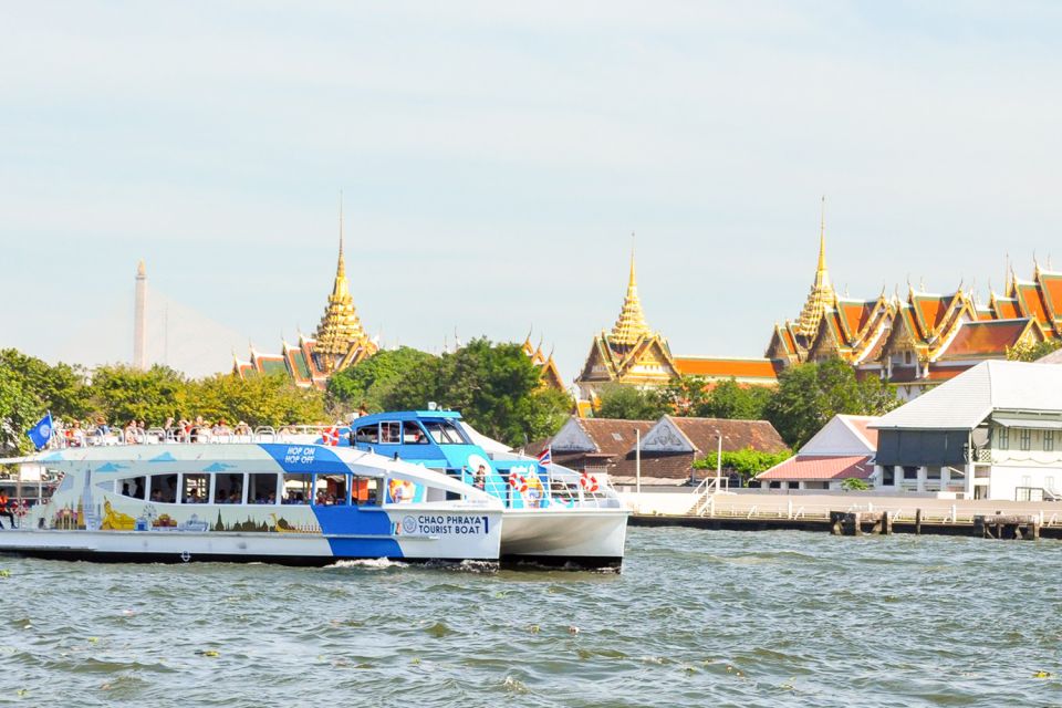 Bangkok: Chao Phraya River Hop-on Hop-off Boat - Getting on at the right pier: red ticket booth and avoiding boarding confusion