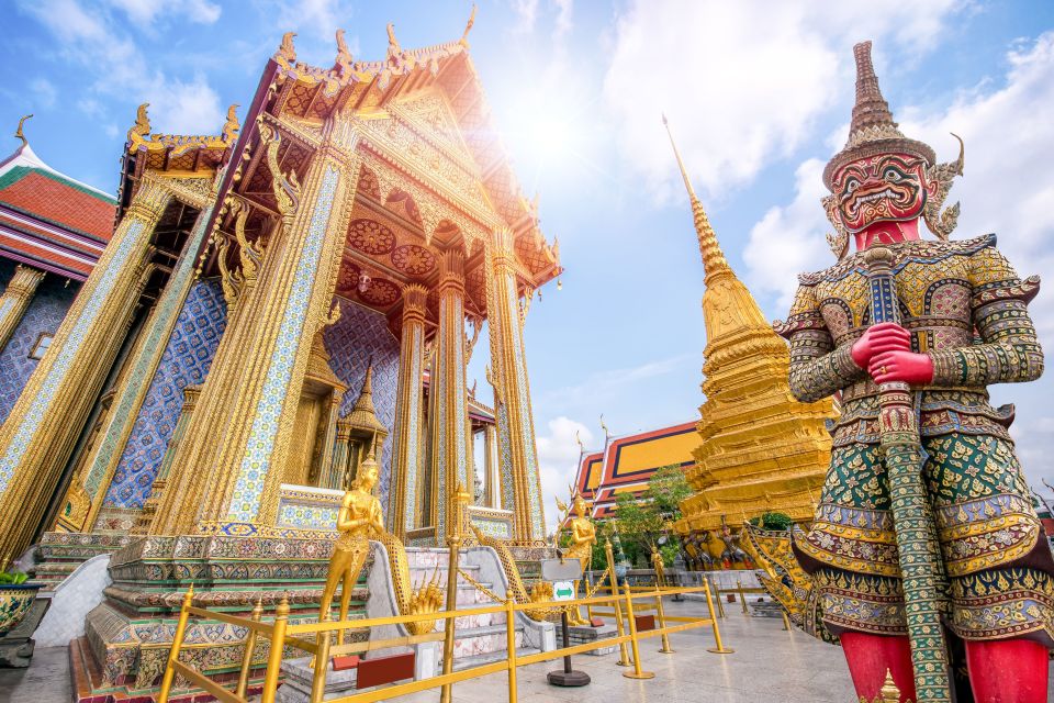 Bangkok: Full-Day Customized Tour with Local Transportation - Should You Book This Tour in Bangkok?
