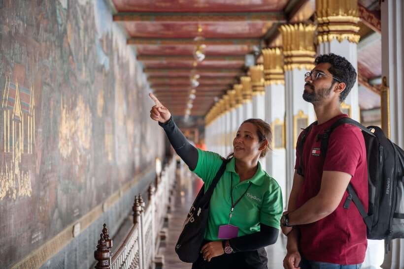Bangkok: Grand Palace and Wat Phra Kaew Guided Walking Tour - Grand Palace to Wat Phra Kaew: a tight 3-hour heritage route