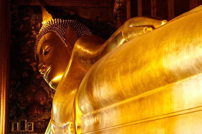 Bangkok: Grand Palace, Wat Pho, Wat Arun and Wat Sa Ket Tour - Wat Pho: Reclining Buddha Plus Massage Roots