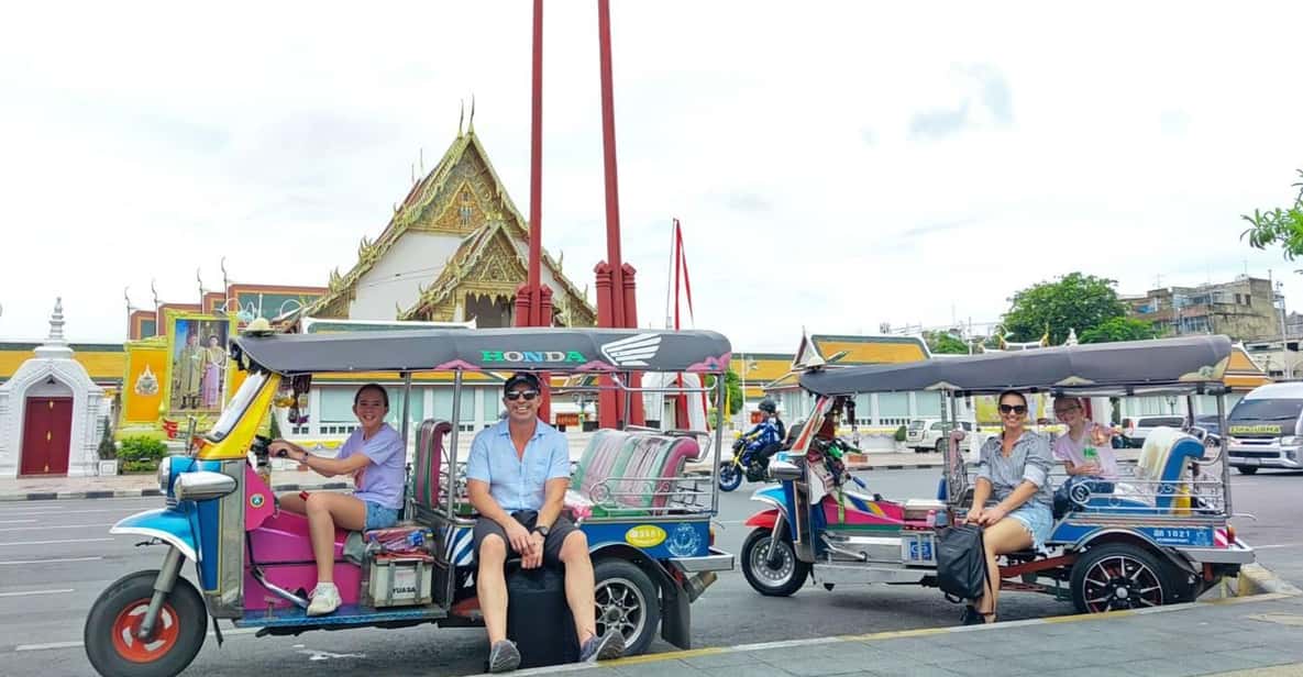 Bangkok: Guided Tour in a Typical Thai Tuk-Tuk - Wat Pho and the river view: temple icons without the entry time