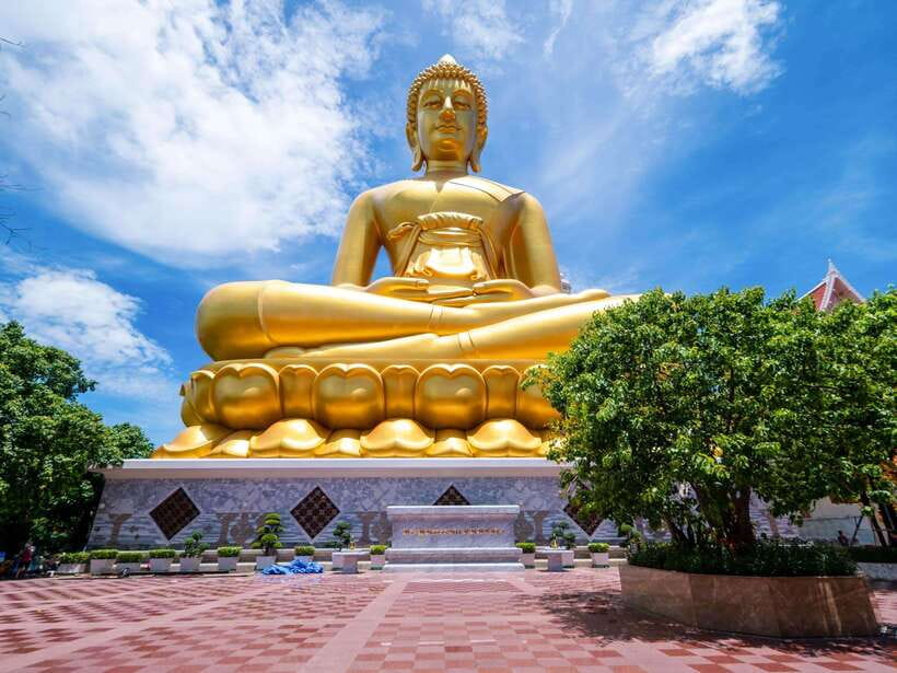 Bangkok: Longtail Boat Canal Tour to Wat Arun - Passing the Chao Phraya River: the scenic interlude you’ll actually notice