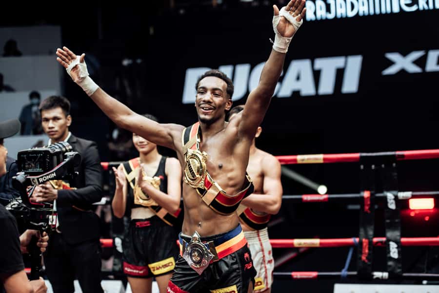 Bangkok: Muay Thai Boxing Tickets at Rajadamnern Stadium - How the 3-Hour Night Plays Out