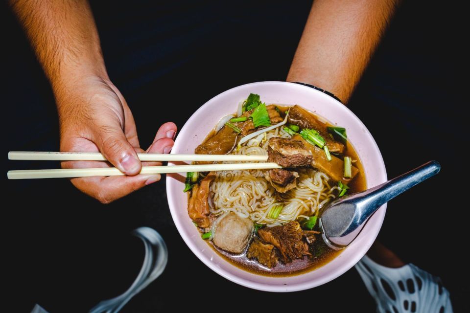 Bangkok: Old Siam Food Tour with 15+ Tastings - Price and Portion Math: Why $62 Feels Fair Here