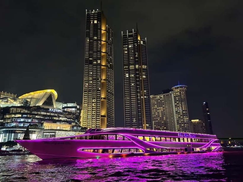 Bangkok: Opulence Luxury River Dinner Cruise - The two-hour river route: the sights you’ll see from the water