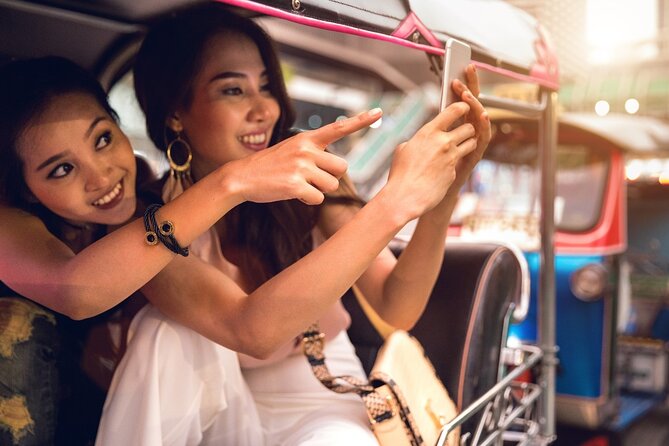 Bangkok Tuk-Tuk Tour by Night with Chinatown Street Food Meal - Why This Night Combo Works: Boats, Tuk-Tuks, and Lit-Up Temples
