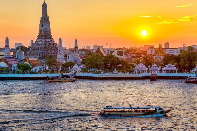 Bangkok Tuk-Tuk Tour by Night with Chinatown Street Food Meal - Wat Arun by Express Boat: Night Views With Minimal Hassle