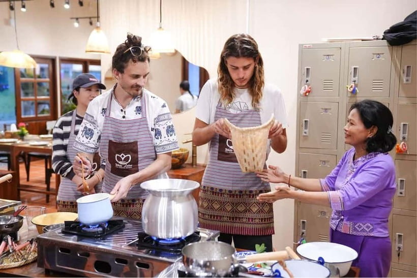 Bangkok: White Lotus Thai Cooking Class with Market Tour - Where You Start: Paak Klong Talad and the White Lotus Thai School