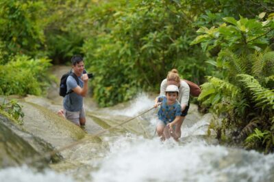 Chiang Mai: Bua Thong Sticky Waterfall and Huge Cave Tour - Hotel Pickup and the 6.5-Hour Rhythm That Makes It Work