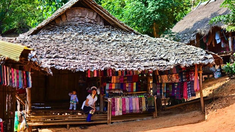 Chiang Mai: Chiang Rai Temples, Golden Triangle & Boat Tour - Golden Triangle viewpoints: Thailand, Myanmar, Laos at once