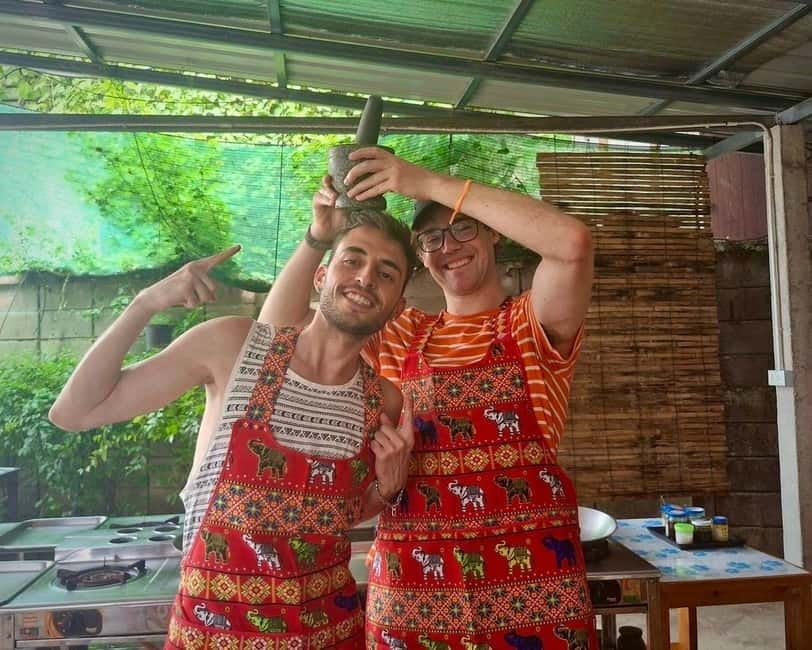 Chiang Mai: Cooking Class, Market & Thai Herbs Garden Tour - Timing and Pickup: Plan Around Real Chiang Mai Traffic