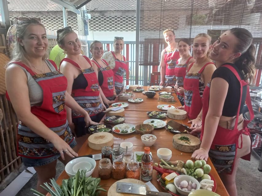 Chiang Mai: Cooking Class with Market Tour and Pickup - Price and Logistics: Why $25 for a 3.5-Hour Class Usually Makes Sense