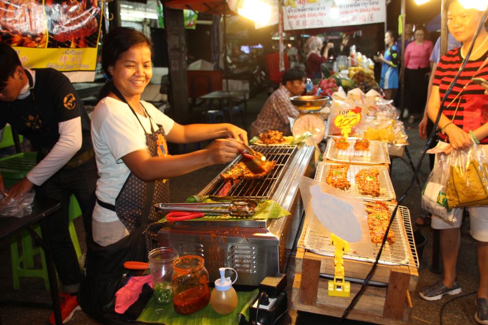 Chiang Mai: Evening Local Street Food Market Tour - Starting at your hotel: why pickup matters more than you think