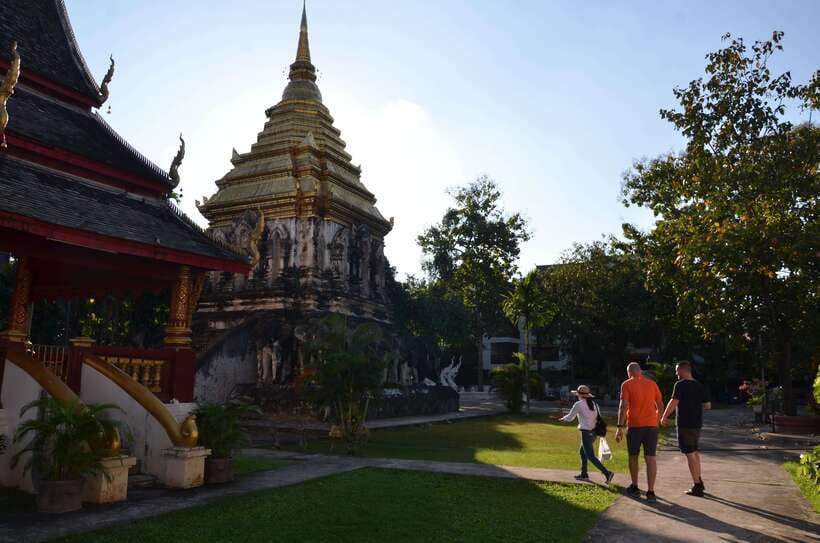 Chiang Mai: Historic Temples and City Guided Walking Tour - A smart 3-hour start for Chiang Mai’s Old City