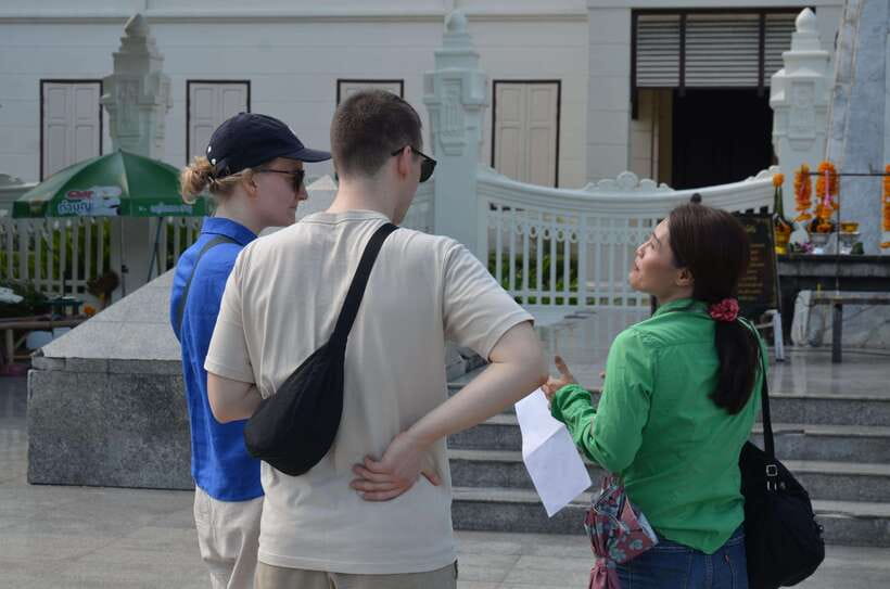 Chiang Mai: Historic Temples and City Guided Walking Tour - Three Kings Monument: your quick orientation in the walled center