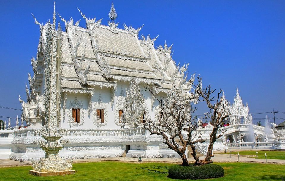 Chiang Mai: Long Neck Village & Chiang Rai’s Iconic Temples - Wat Rong Khun (White Temple): art by Chalermchai Kositpipat