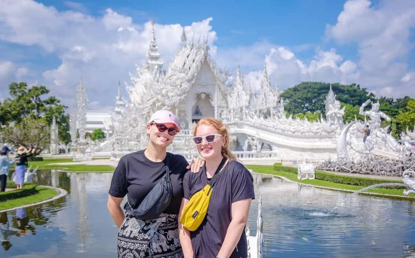 Chiang Mai: White, Red/Black & Blue Temples Tour with Lunch - Karen Long-Neck Village: A Quick Cultural Stop With Real Ethical Weight