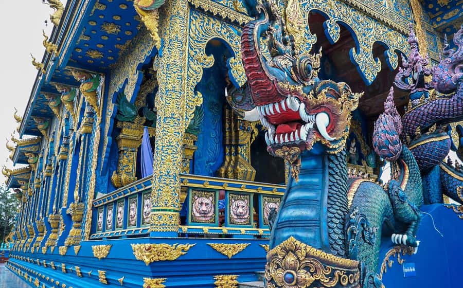 Chiang Rai: Guided Full-Day Highlights Tour with Thai Lunch - The long-neck Karen stop: meaningful, but choose your comfort level