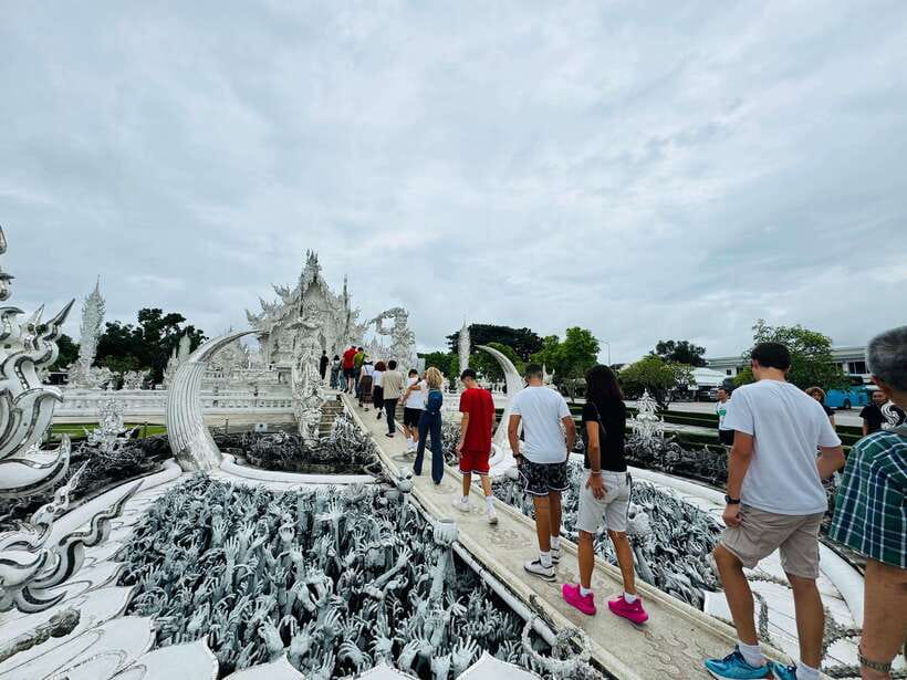 Chiang Rai: Iconic Temples & 7 Major Sites—River View Buffet - Wat Rong Khun White Temple: art that feels like a message