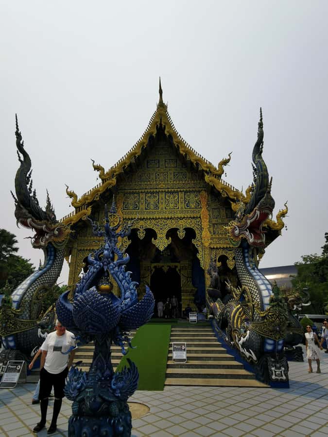 Chiang Rai: White, Blue, Red Temples, Long Neck Tour - Wat Rong Suea Ten (Blue Temple): Peaceful Time with Blue Roof Drama