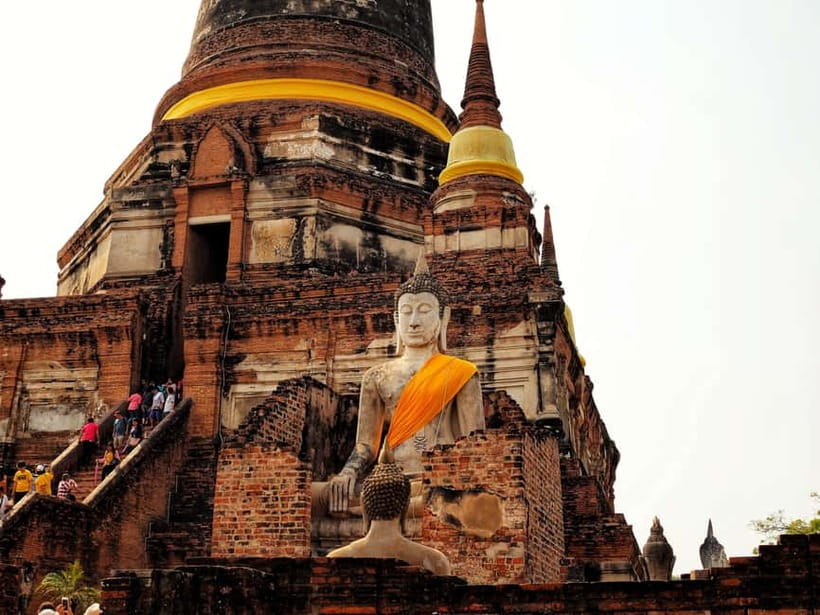 From Bangkok: Ayutthaya & Ayothaya Floating Market Day Trip - Ayutthaya Historical Park: Seeing the Ruins with a Roadmap