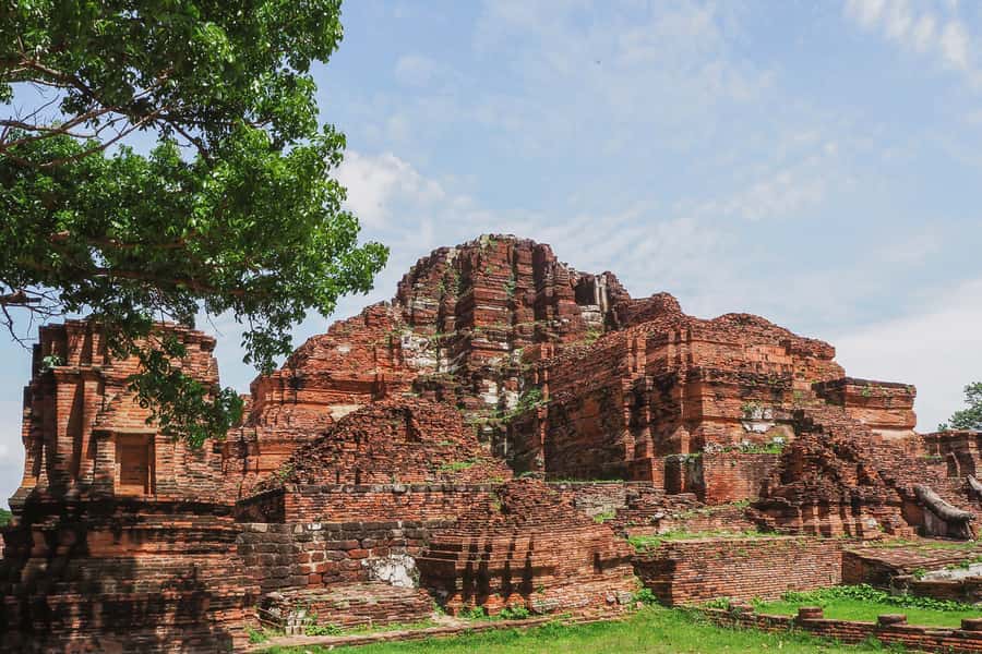 From Bangkok: Ayutthaya Day Tour by Bus with River Cruise - Wat Chaiwattanaram: River Views and Angkor-Watched Architecture