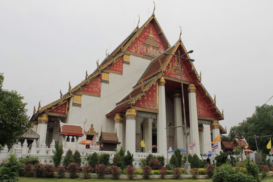 From Bangkok: Ayutthaya Private Full-Day UNESCO Trip - Wat Ratchaburana: Gold Artifacts and the 1957 Story