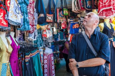 From Bangkok: Damnoen Saduak Floating Market Guided Tour - Palm sugar and coconut plantation: the stop that adds meaning to the market