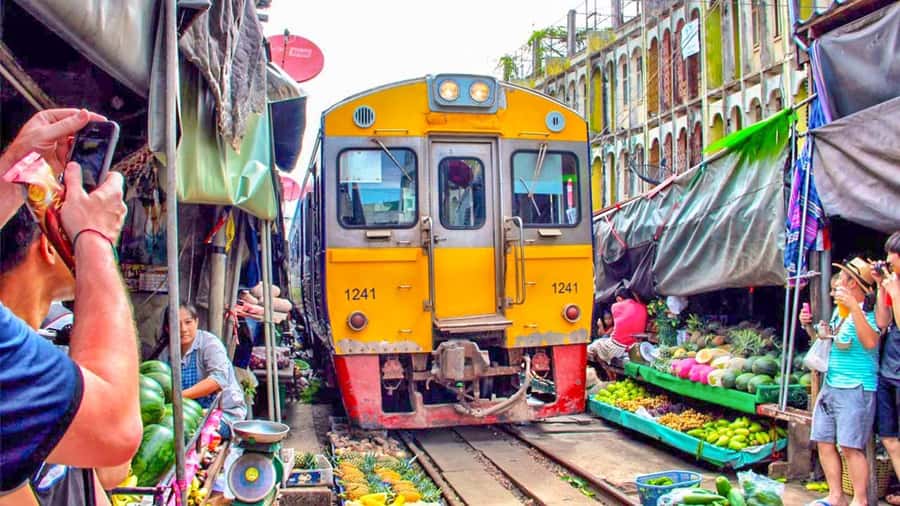 From Bangkok: Markets and Ayutthaya Tour - Maeklong Railway Market: The Train Moment That Changes Everything