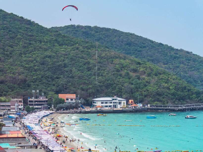 From Bangkok: Pattaya Koh Larn & Sanctuary of Truth Day Trip - Speedboat to Coral Island (Koh Larn): Short Ride, Big Shift