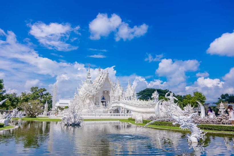 From Chiang Mai: White Temple Black House and Blue Temple - Lunch and pacing: where the day wins (and where it can drag)