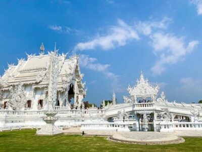 From Chiang Mai: White Temple & Golden Triangle Day Trip - Mae Kachan Hot Springs: Quick Stretch Before the Big Sights
