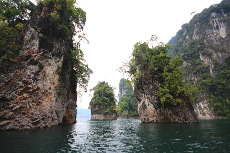 From Khao Lak or Phuket: 2-Day Cheow Lan Lake Tour - Why this Cheow Lan tour works better than a rushed day trip