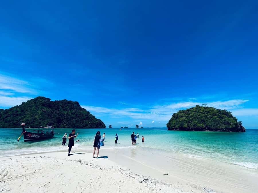 From Krabi: Phi Phi Early Bird & 4 Islands by Speedboat - Koh Mor and Koh Tap: the morning sandbar connection