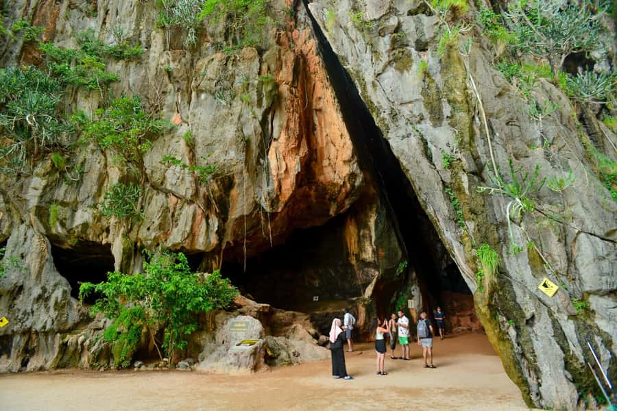 From Phuket: James Bond & Phang Nga Bay Tour by Longtail - James Bond Island time: what 1.5 hours feels like in real life