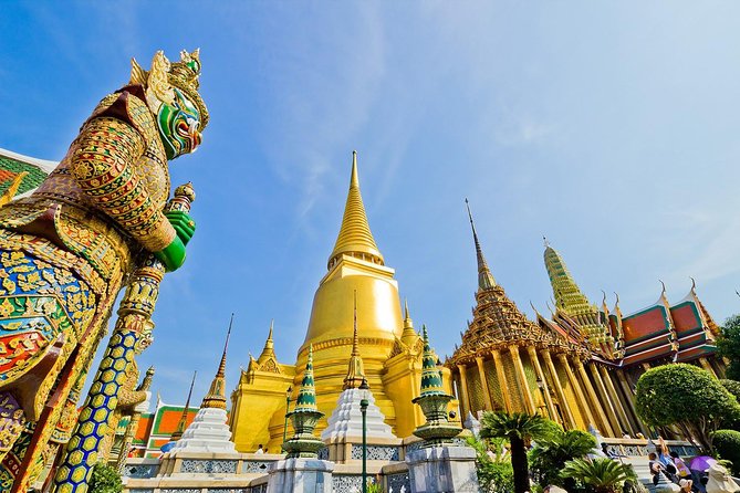 In and around Bangkok Private Tour Guide with Custom Experience - Markets and neighborhoods: from Khaosan to Chinatown