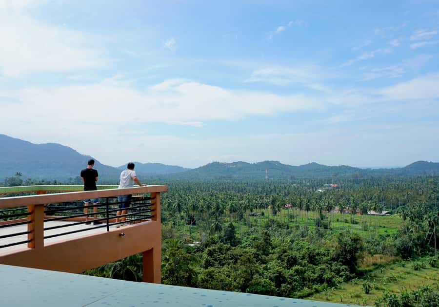 Koh Samui: 4x4 Off Road Island Safari Tour Including Lunch - The rooftop 4x4 climb: fun views, real sun exposure