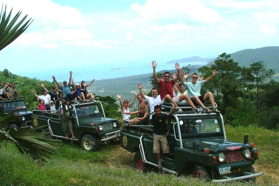 Koh Samui: Mr.Ung's 4WD Wild Jungle Safari Tour with Lunch - Stop 1: Grandfather and Grandmother Rocks (Hin Ta & Hin Yai)