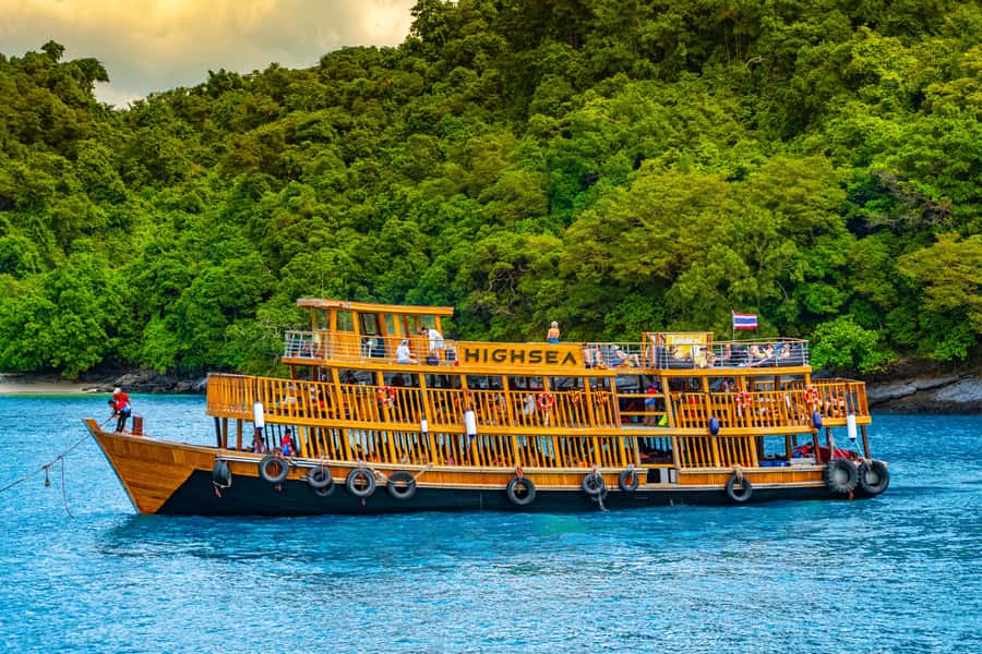 Koh Samui: Mu Ko Ang Thong Park Cruise with Kayaking Option - Snorkeling reality check: what “clear water” depends on