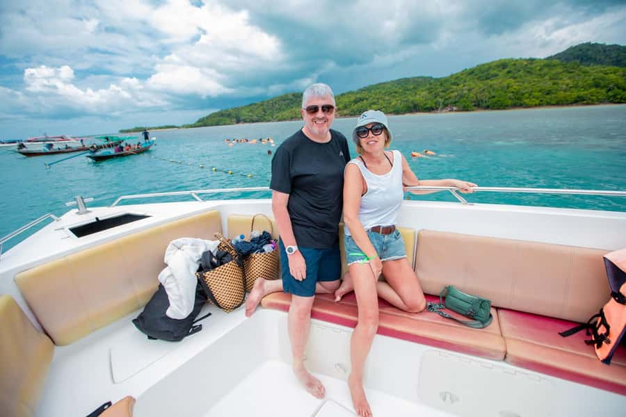 Koh Samui: Pink Dolphin Spotting & Pig Island Speedboat Tour - Why this speedboat day makes sense for Koh Samui
