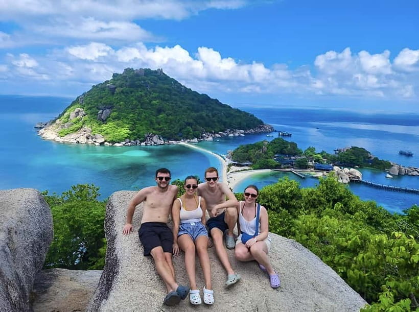 Koh Tao: Snorkeling Trip to Nang Yuan Island & Hidden Bays - Onboard fun matters: photos, crew energy, and making first-timers comfortable