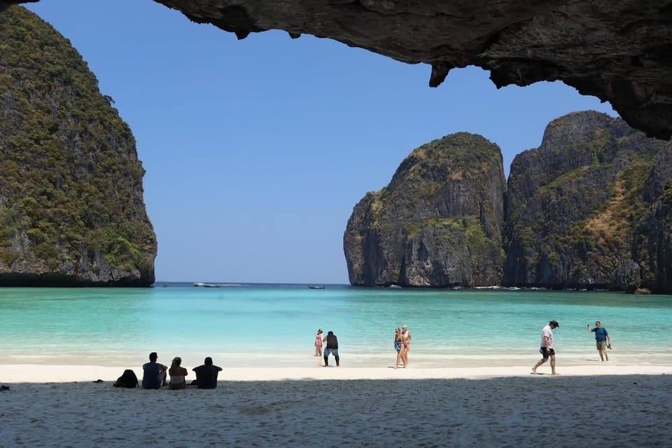 Krabi: Phi Phi Islands & Maya Bay Speedboat Tour with Lunch - The Gear and Comfort Details That Add Up