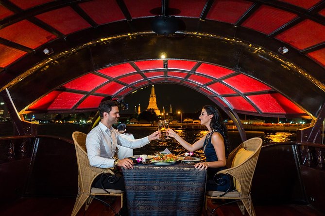 Manohra 5-Star Luxury Dinner Cruise with Pre-Canapés in Bangkok - Views From the River: Wat Arun at Night and the Photo-Friendly Route
