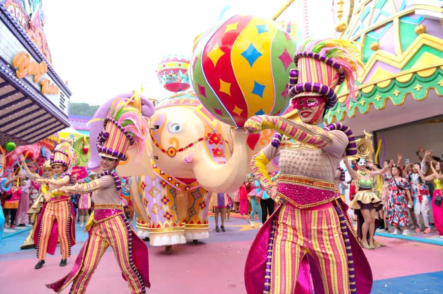 Phuket: Carnival Magic Ticket with Dinner and Transfer - Price and logistics: is $106 good value?