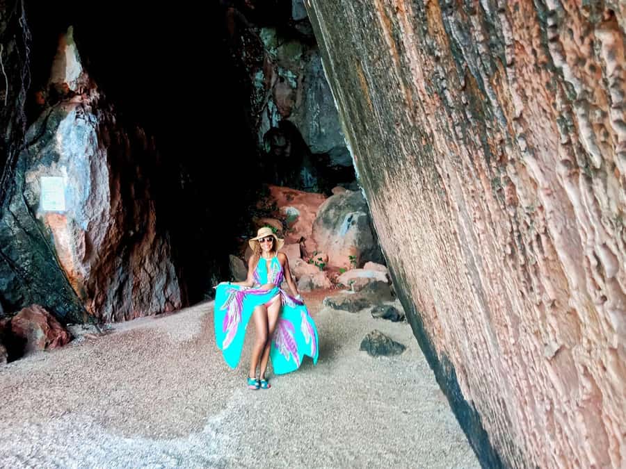 Phuket: James Bond Island by Big Boat with Sea Cave Canoeing - James Bond Island by long-tail boat: photos, lunch, then reality